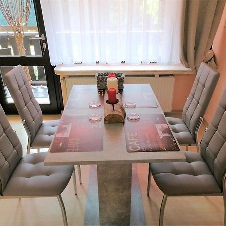 סאסבאכוואלדן Top Ferienwohnung Mit Tiefgaragenstellplatz, Auch Fuer Laengere Aufenthalte מראה חיצוני תמונה